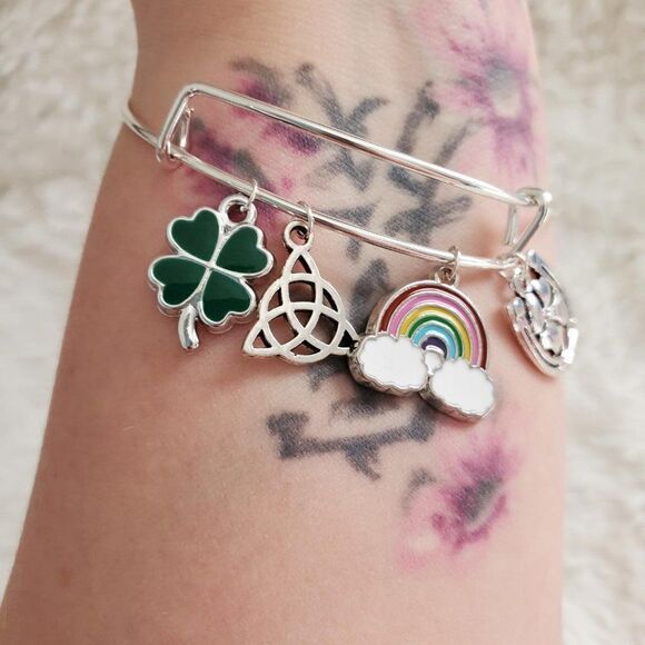 *Host Pick* Silver Adjustable Women's St Patrick's Day Bracelet - Picture 3 of 12
